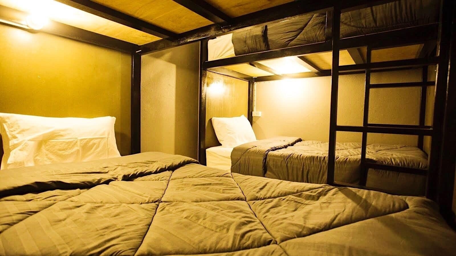 Ban Yang  Stamp Hostel (Adults Only) מראה חיצוני תמונה